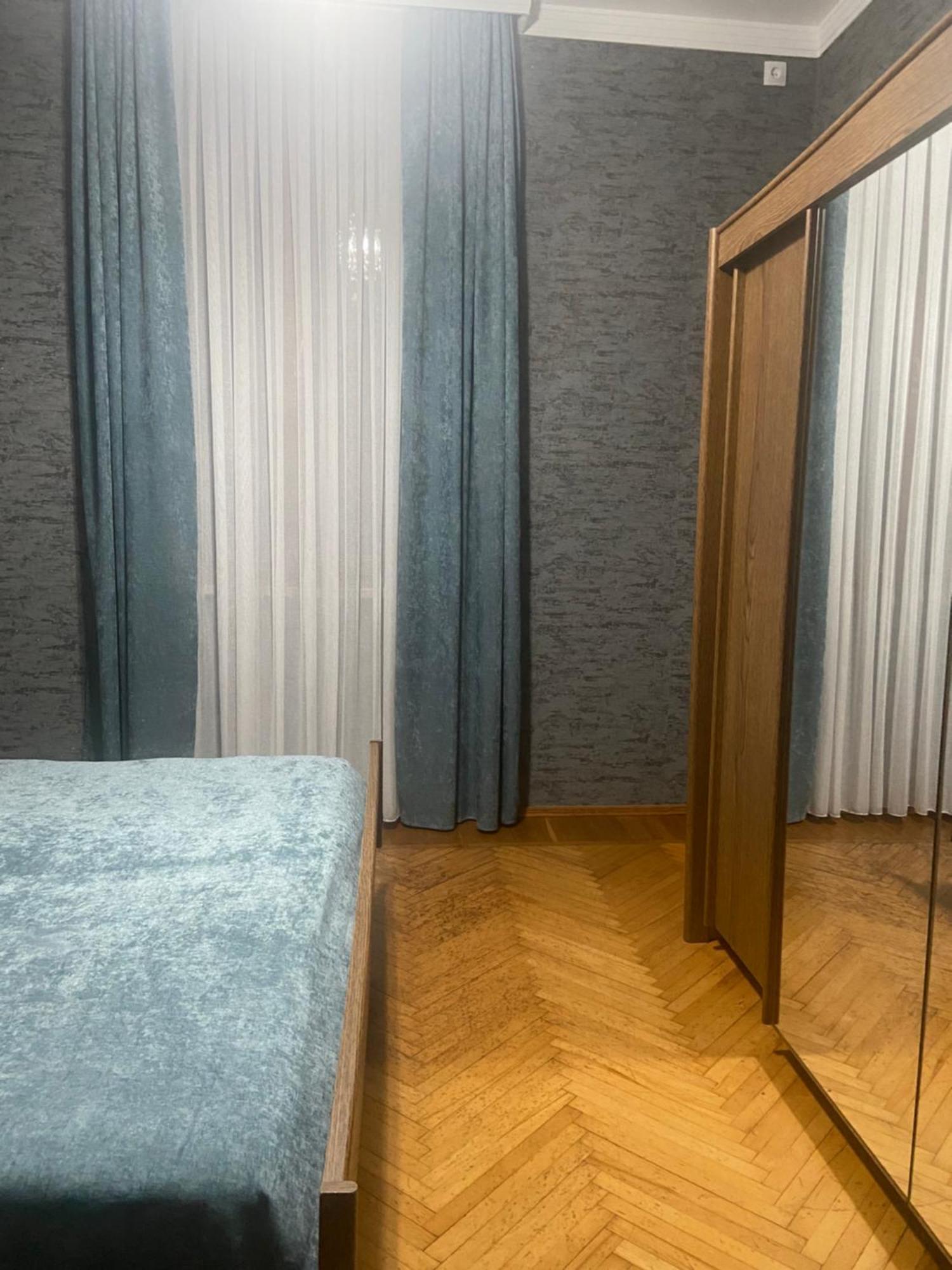 Luka Family Guest House Батуми Экстерьер фото